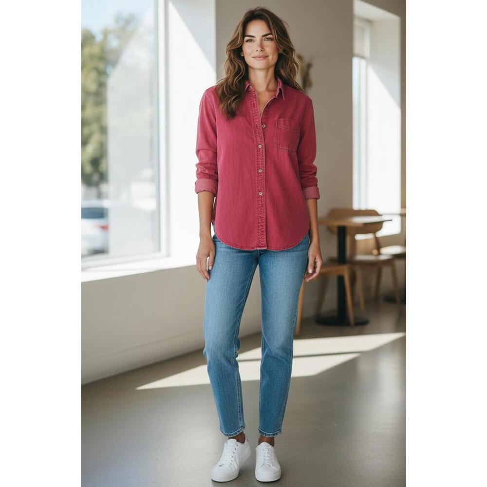 Lands'‎ End Women's Red Button-Up Shirt Size 6-8